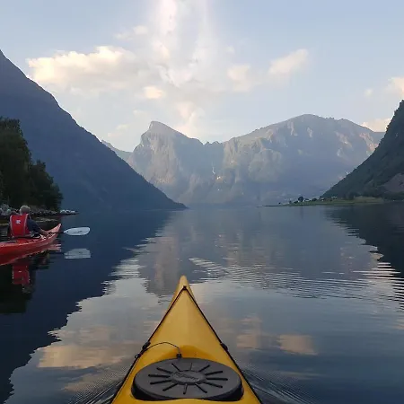 Vista Kalneset * Bjørke