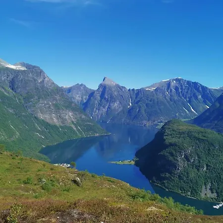 Vista Kalneset شقة Bjørke